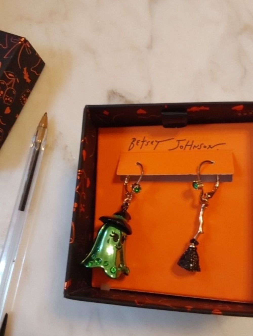 NWT Betsey Johnson Halloween Dangle Earrings, Witch Hat, Broom - Picture 2 of 6